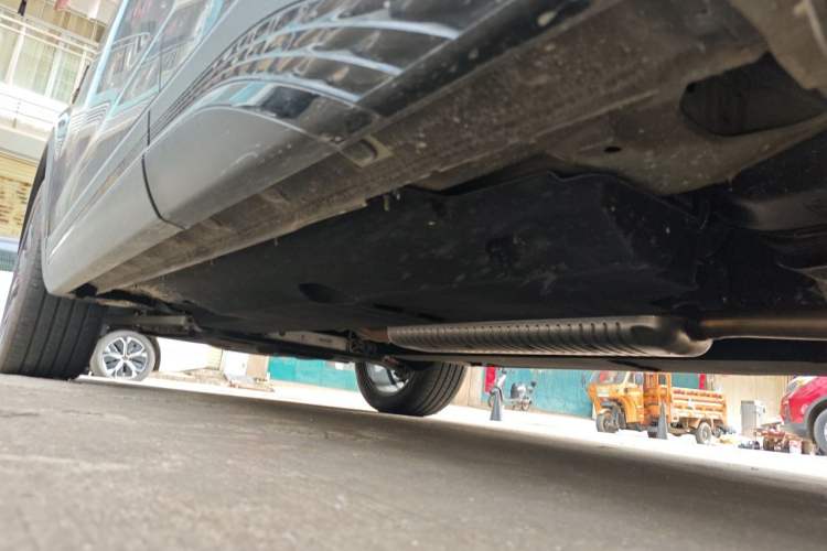 Used Hongqi HS5 2026 Model 2.0T Two-Wheel Drive Xuan Ying Edition Chassis Rear Left
