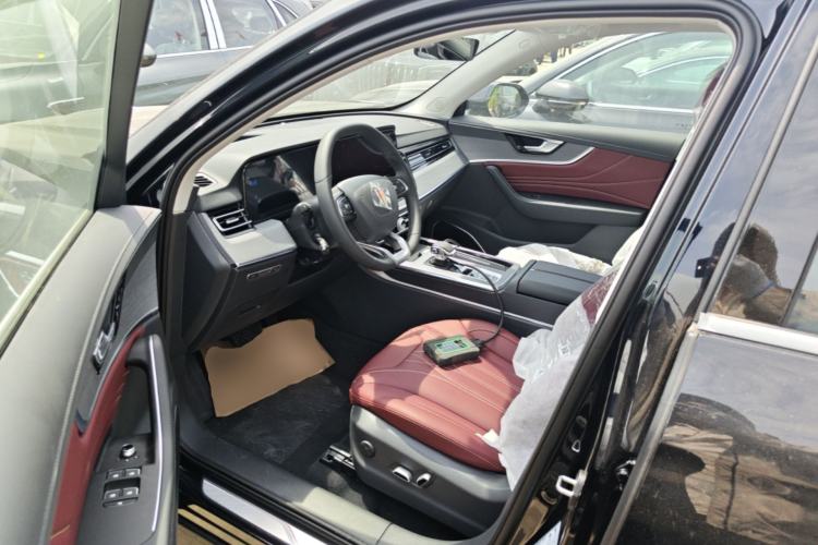 Used Hongqi HS5 2026 Model 2.0T Two-Wheel Drive Qi Xiang Pro Edition Driver Seat