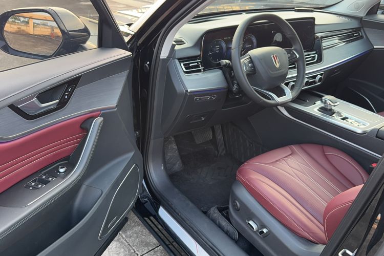 Used Hongqi HS5 2026 Model 2.0T Two-Wheel Drive Qi Xiang Pro Edition Driver Seat