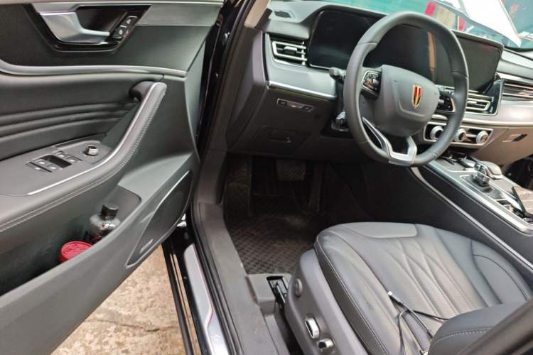 Used Hongqi HS5 2026 Model 2.0T Two-Wheel Drive Xuan Ying Edition Driver Seat