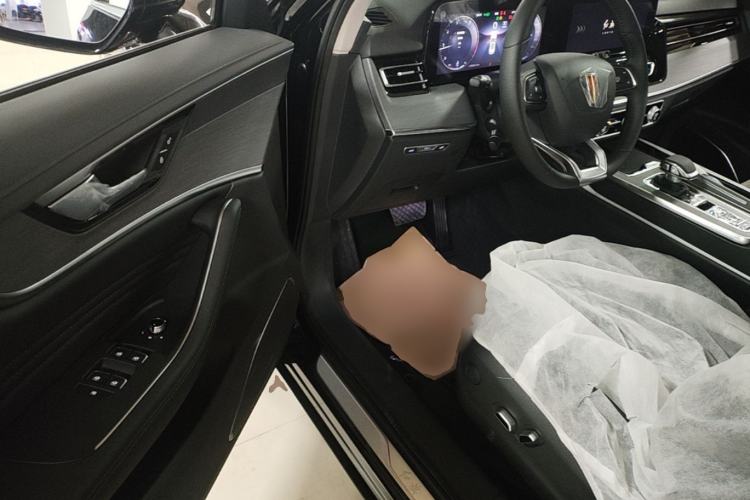 Used Hongqi HS5 2026 Model 2.0T Two-Wheel Drive Qi Yun Pro Edition Driver Seat
