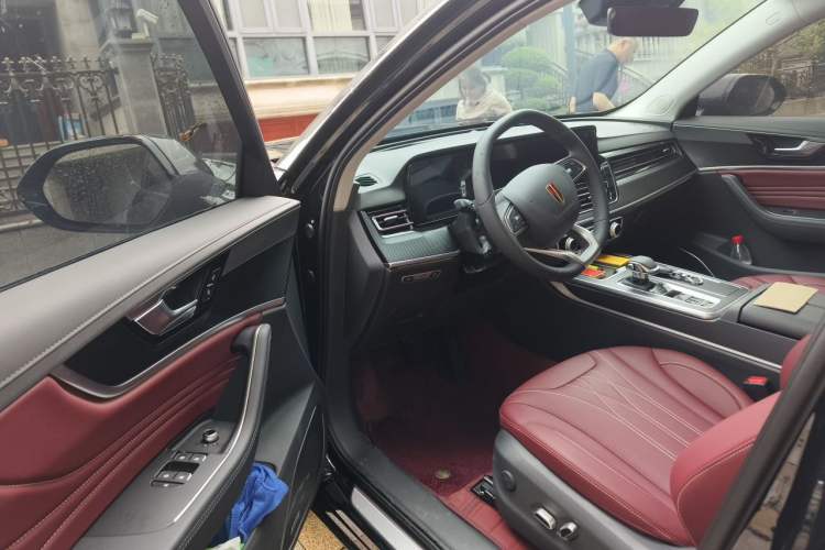 Used Hongqi HS5 2026 Model 2.0T Two-Wheel Drive Xuan Ying Edition Driver Seat