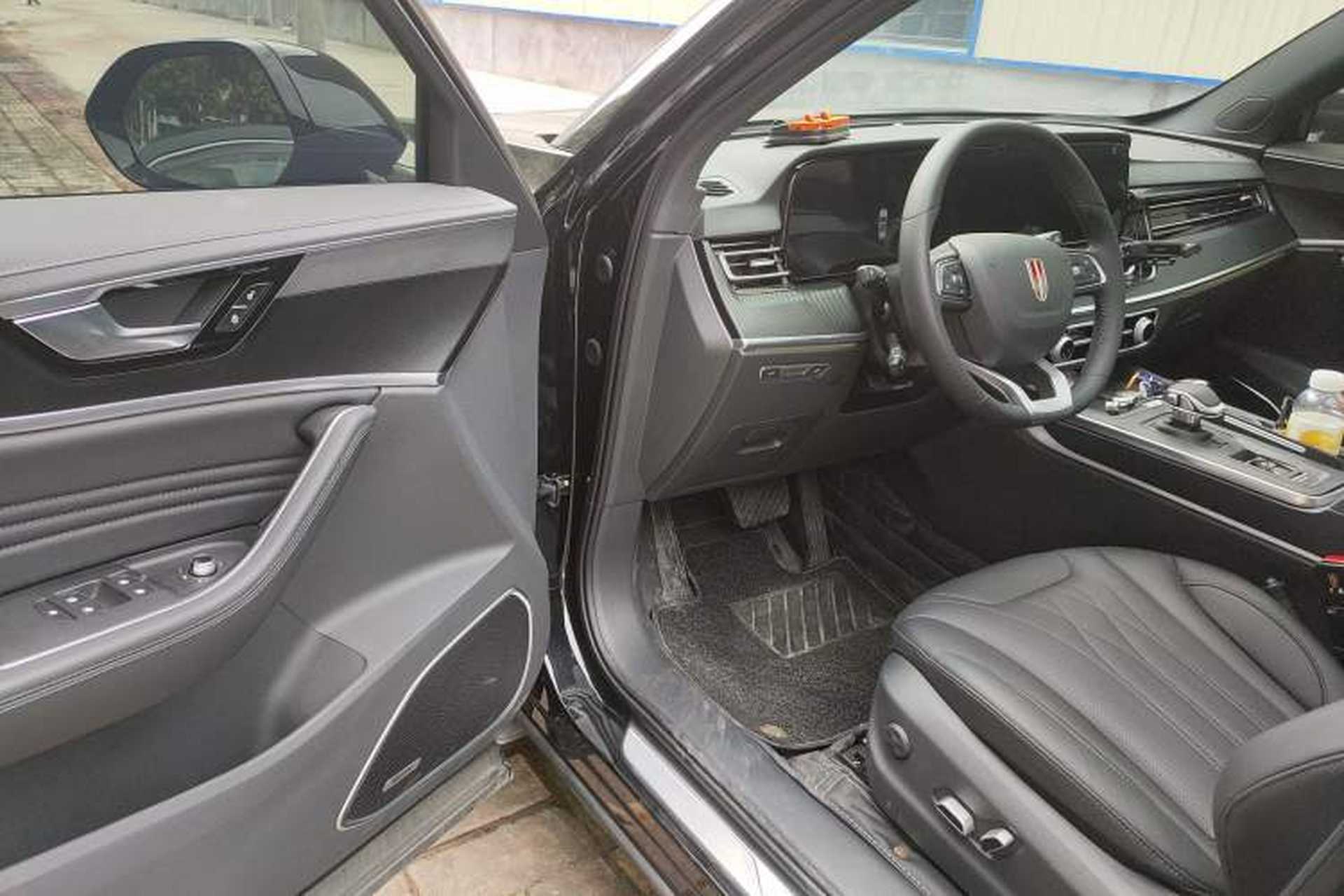 Used Hongqi HS5 2026 Model 2.0T Two-Wheel Drive Xuan Ying Edition Driver Seat