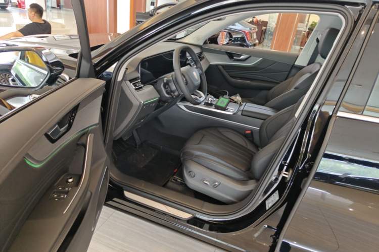 Used Hongqi HS5 2026 Model 2.0T Two-Wheel Drive Qi Xiang Pro Edition Driver Seat