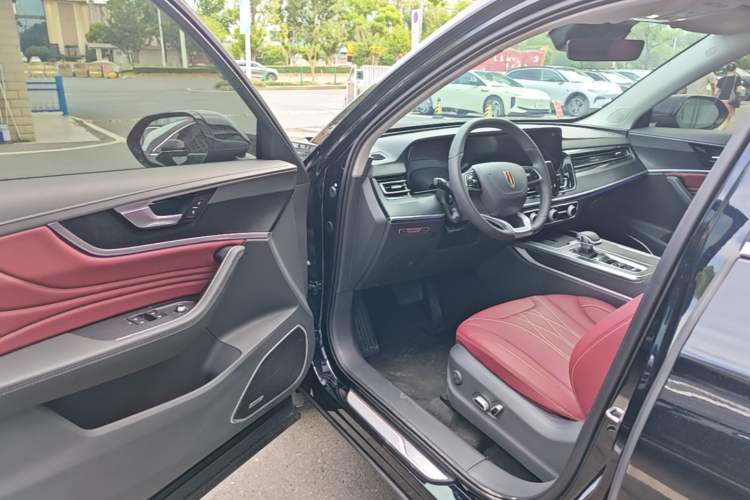 Used Hongqi HS5 2026 Model 2.0T Two-Wheel Drive Xuan Ying Edition Driver Seat