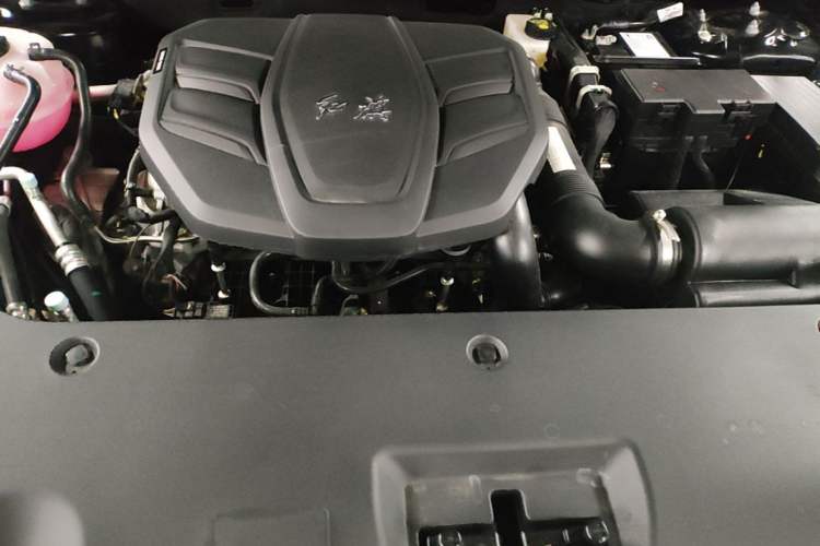 Used Hongqi HS5 2026 Model 2.0T Two-Wheel Drive Qi Yun Pro Edition Engine Bay