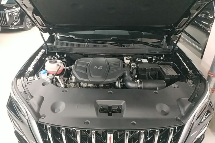 Used Hongqi HS5 2026 Model 2.0T Two-Wheel Drive Qi Xiang Pro Edition Engine Bay