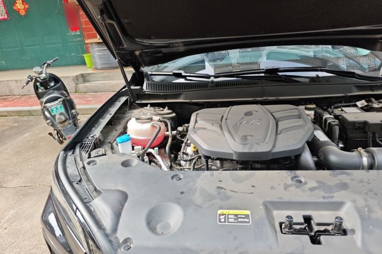 Used Hongqi HS5 2026 Model 2.0T Two-Wheel Drive Xuan Ying Edition Engine Bay Right
