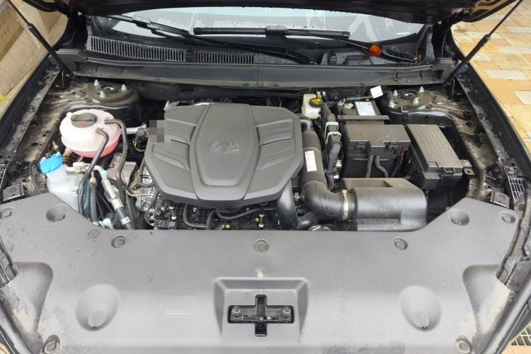 Used Hongqi HS5 2026 Model 2.0T Two-Wheel Drive Xuan Ying Edition Engine Bay