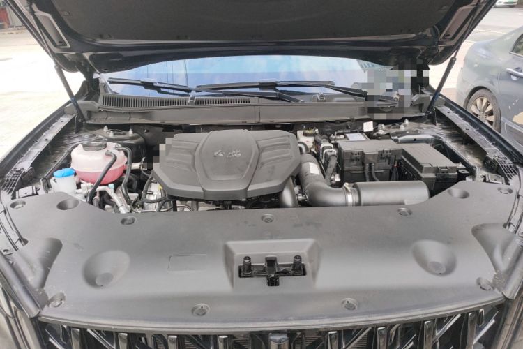 Used Hongqi HS5 2026 Model 2.0T Two-Wheel Drive Xuan Ying Edition Engine Bay