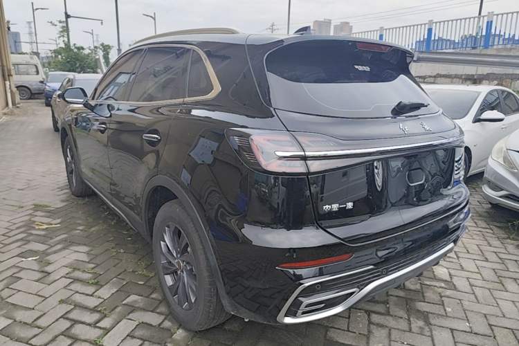 Used Hongqi HS5 2026 Model 2.0T Two-Wheel Drive Qi Yun Pro Edition Exterior 2