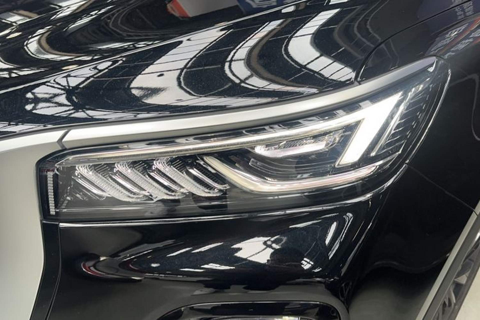 Used Hongqi HS5 2026 Model 2.0T Two-Wheel Drive Qi Xiang Pro Edition Exterior 2