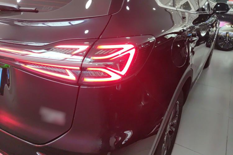 Used Hongqi HS5 2026 Model 2.0T Two-Wheel Drive Qi Xiang Pro Edition Exterior 3