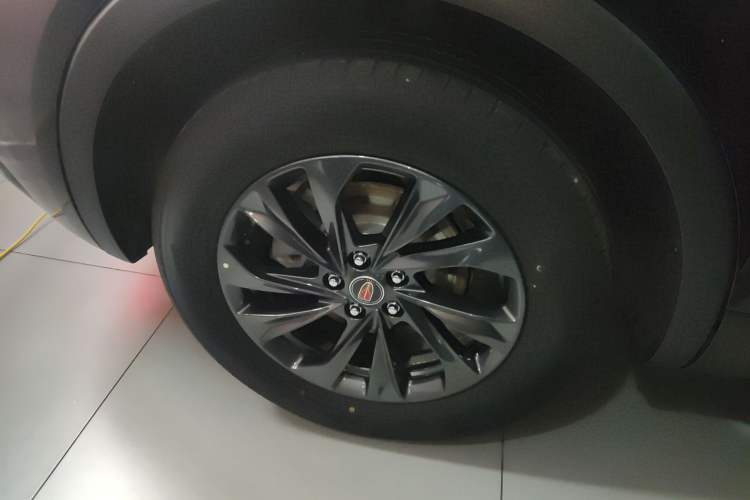 Used Hongqi HS5 2026 Model 2.0T Two-Wheel Drive Qi Xiang Pro Edition Exterior 5