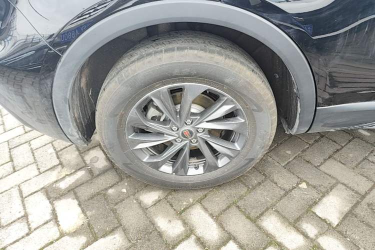 Used Hongqi HS5 2026 Model 2.0T Two-Wheel Drive Qi Yun Pro Edition Exterior 5