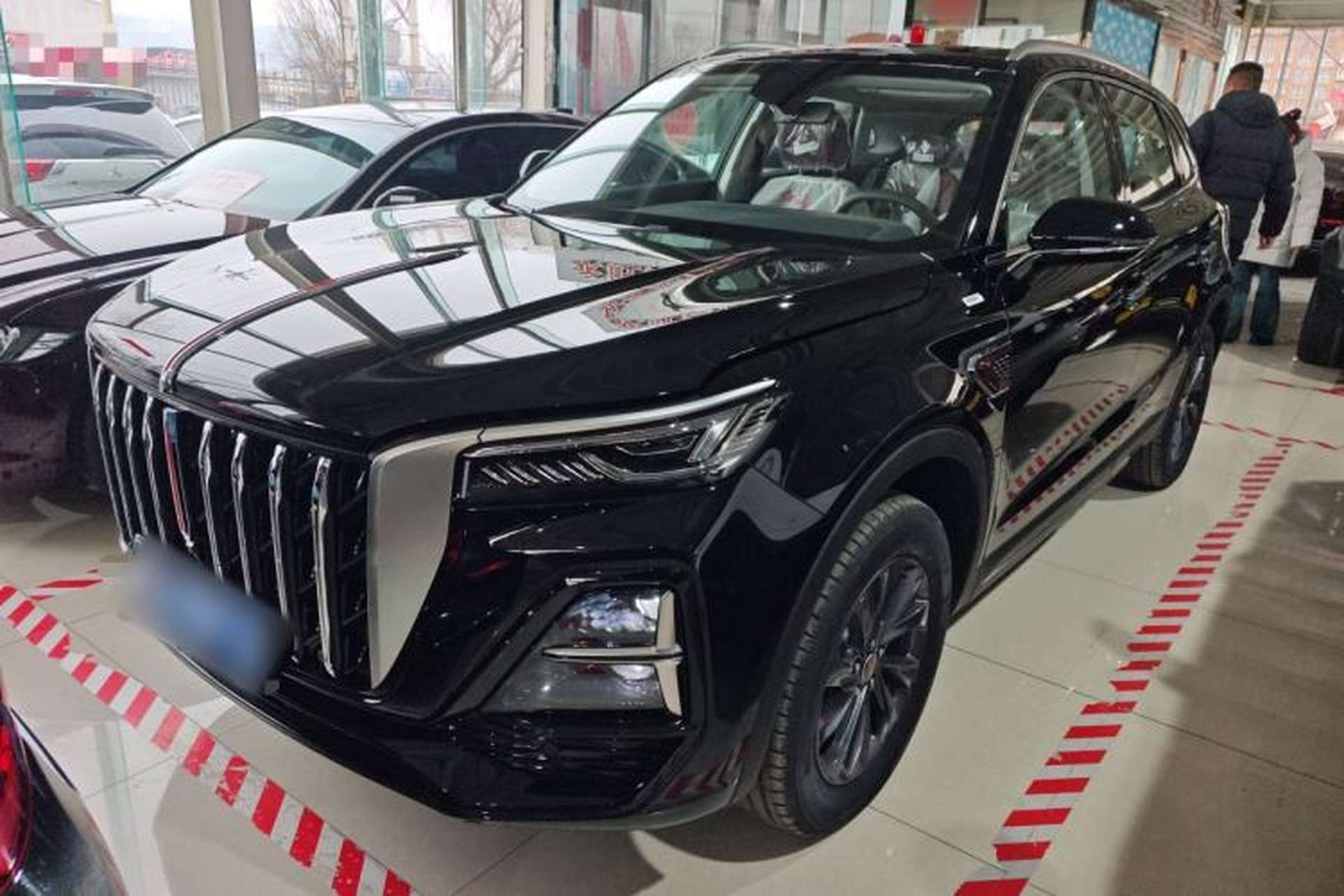 Used Hongqi HS5 2026 Model 2.0T Two-Wheel Drive Qi Yun Pro Edition Front Left 45 Deg