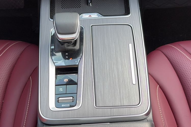 Used Hongqi HS5 2026 Model 2.0T Two-Wheel Drive Qi Xiang Pro Edition Gear Lever