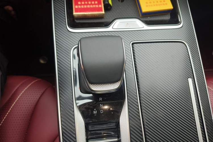 Used Hongqi HS5 2026 Model 2.0T Two-Wheel Drive Xuan Ying Edition Gear Lever