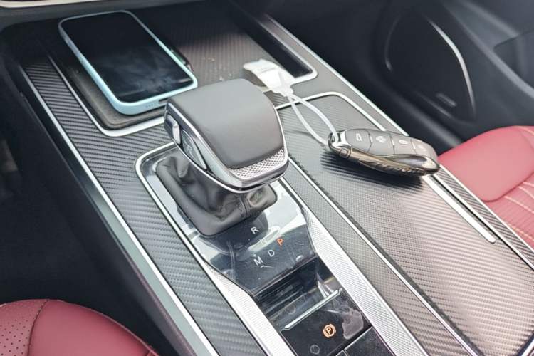 Used Hongqi HS5 2026 Model 2.0T Two-Wheel Drive Xuan Ying Edition Gear Lever