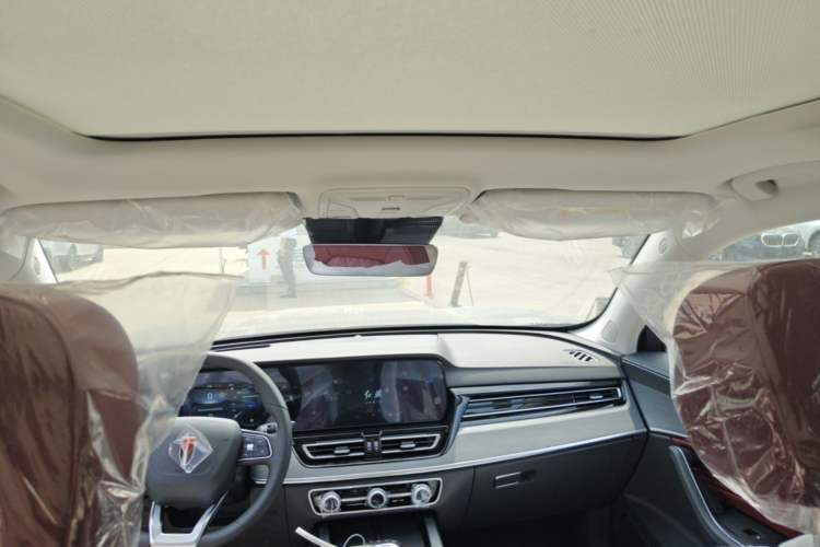 Used Hongqi HS5 2026 Model 2.0T Two-Wheel Drive Qi Xiang Pro Edition Headliner