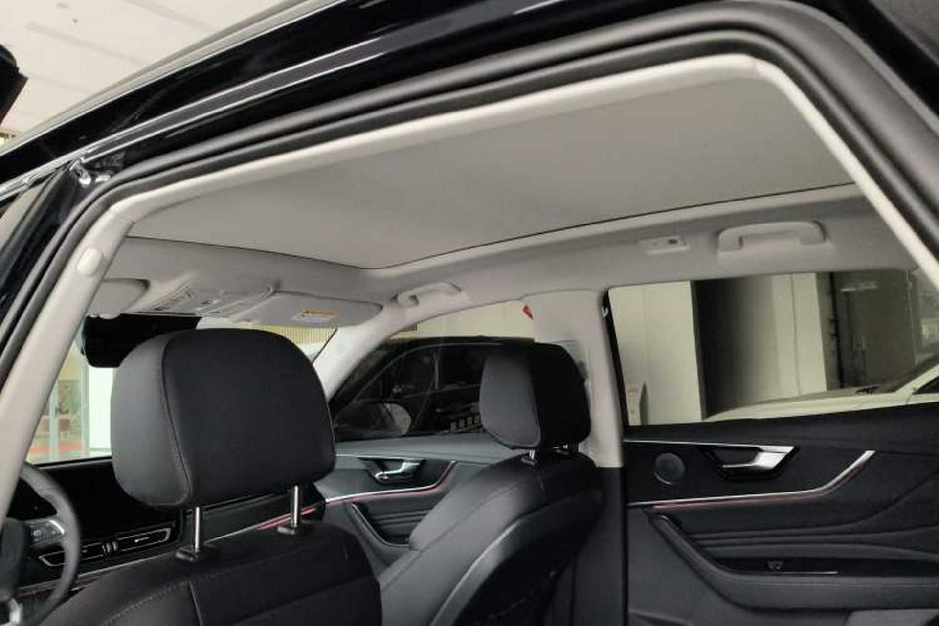 Used Hongqi HS5 2026 Model 2.0T Two-Wheel Drive Xuan Ying Edition Headliner