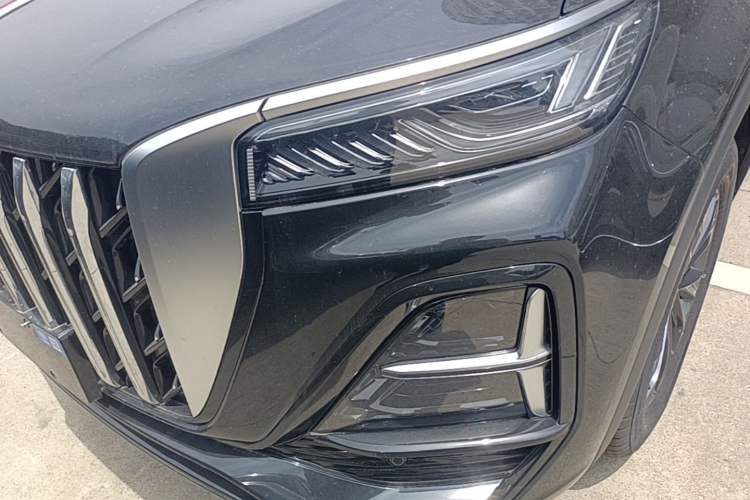 Used Hongqi HS5 2026 Model 2.0T Two-Wheel Drive Qi Xiang Pro Edition Left Front Headlight