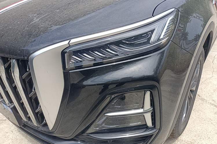 Used Hongqi HS5 2026 Model 2.0T Two-Wheel Drive Qi Xiang Pro Edition Left Front Headlight