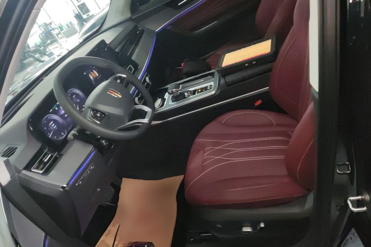 Used Hongqi HS5 2026 Model 2.0T Two-Wheel Drive Qi Xiang Pro Edition Left Front Seat