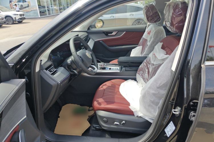 Used Hongqi HS5 2026 Model 2.0T Two-Wheel Drive Qi Xiang Pro Edition Left Front Seat