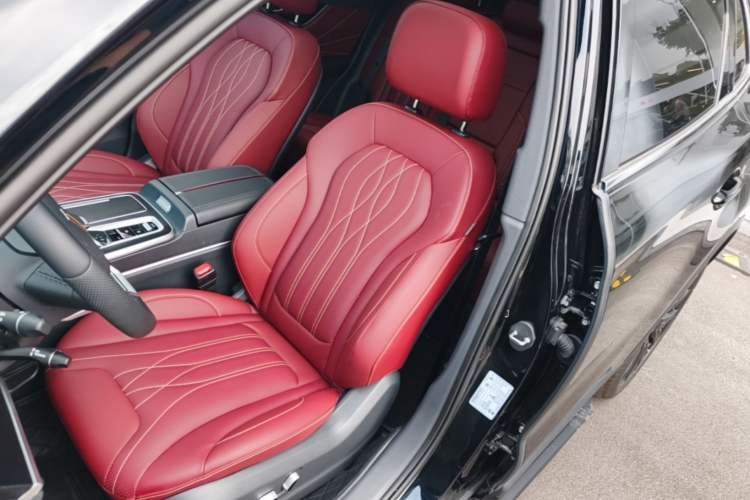 Used Hongqi HS5 2026 Model 2.0T Two-Wheel Drive Xuan Ying Edition Left Front Seat