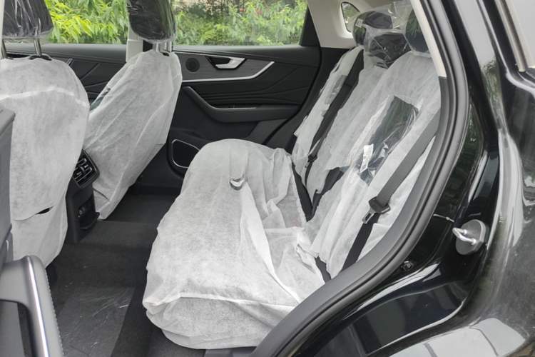 Used Hongqi HS5 2026 Model 2.0T Two-Wheel Drive Qi Xiang Pro Edition Left Rear Seat