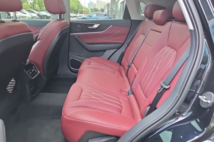 Used Hongqi HS5 2026 Model 2.0T Two-Wheel Drive Xuan Ying Edition Left Rear Seat