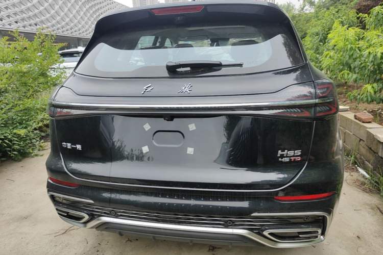 Used Hongqi HS5 2026 Model 2.0T Two-Wheel Drive Qi Xiang Pro Edition Rear