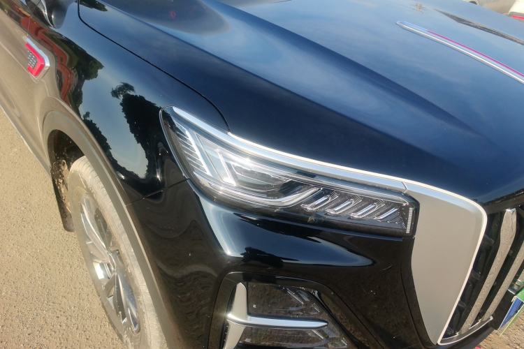 Used Hongqi HS5 2026 Model 2.0T Two-Wheel Drive Qi Xiang Pro Edition Right Front Headlight