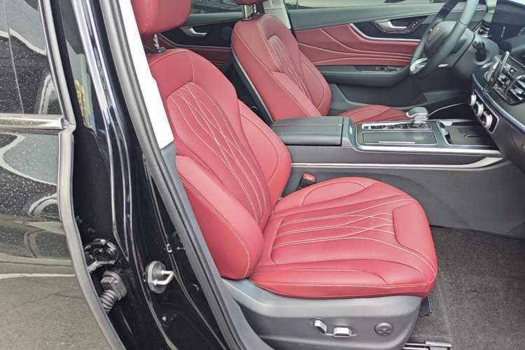 Used Hongqi HS5 2026 Model 2.0T Two-Wheel Drive Xuan Ying Edition Right Front Seat