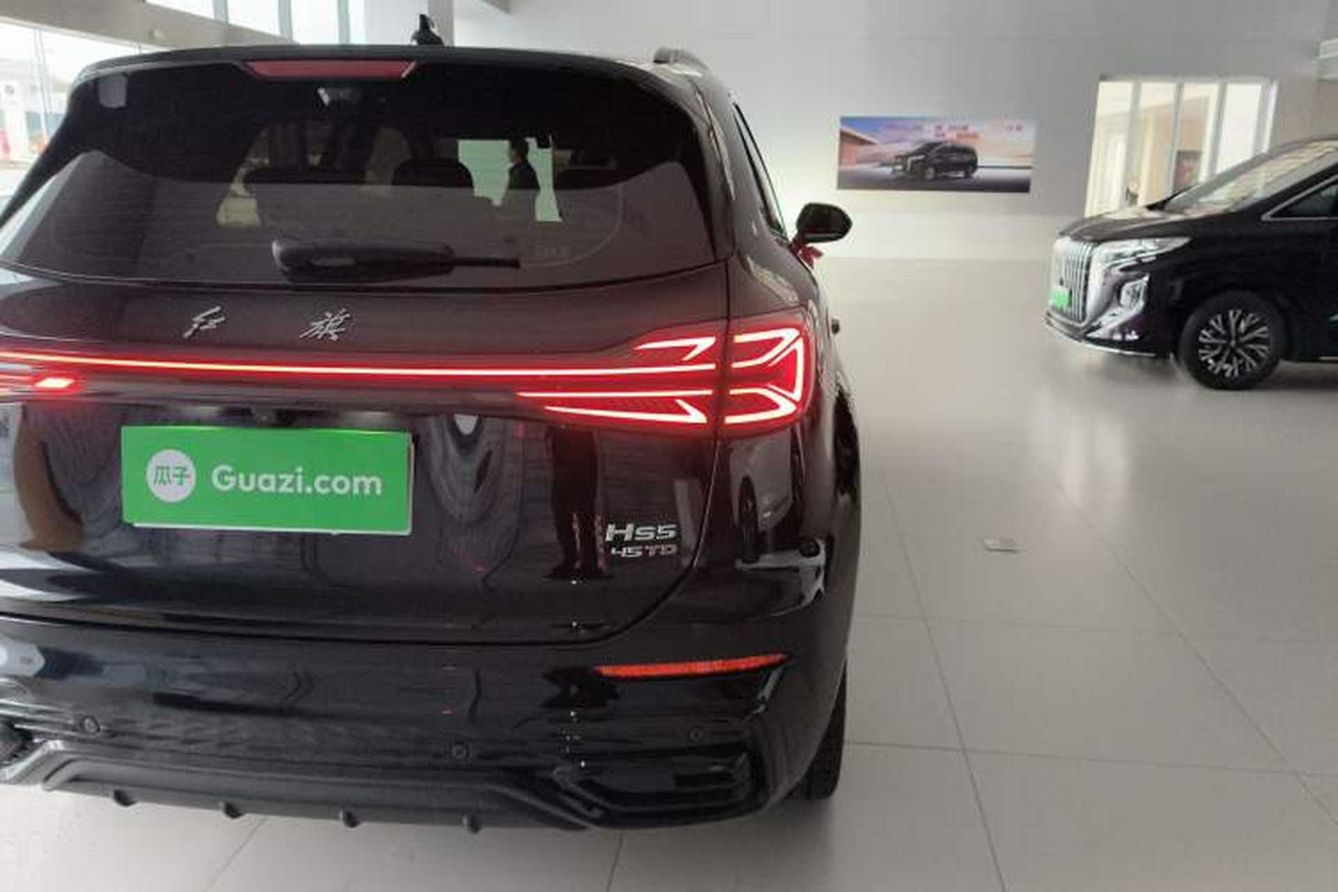 Used Hongqi HS5 2026 Model 2.0T Two-Wheel Drive Xuan Ying Edition Right Rear Taillight