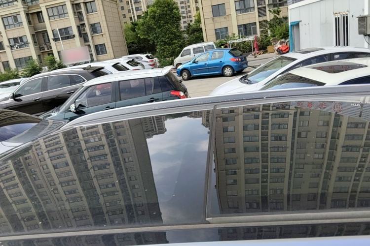 Used Hongqi HS5 2026 Model 2.0T Two-Wheel Drive Qi Xiang Pro Edition Roof