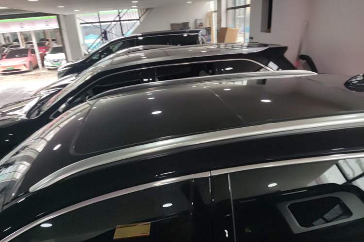 Used Hongqi HS5 2026 Model 2.0T Two-Wheel Drive Qi Xiang Pro Edition Roof