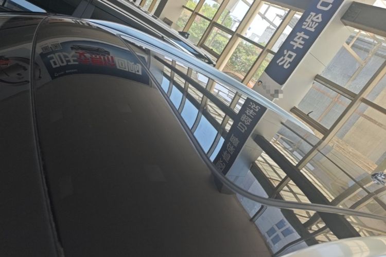 Used Hongqi HS5 2026 Model 2.0T Two-Wheel Drive Qi Yun Pro Edition Roof
