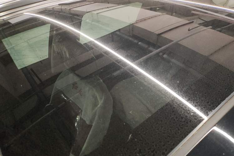 Used Hongqi HS5 2026 Model 2.0T Two-Wheel Drive Qi Yun Pro Edition Roof