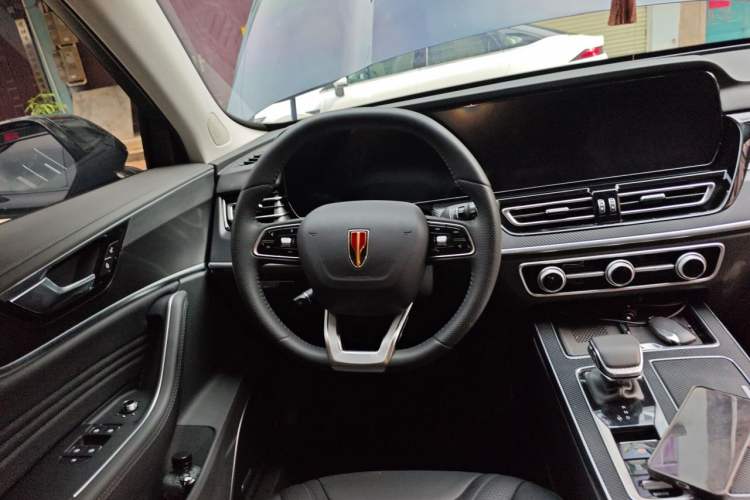 Used Hongqi HS5 2026 Model 2.0T Two-Wheel Drive Xuan Ying Edition Steering Wheel
