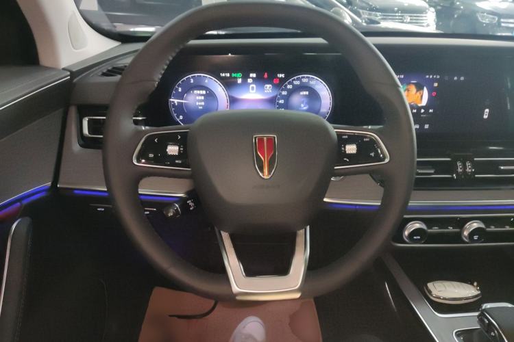 Used Hongqi HS5 2026 Model 2.0T Two-Wheel Drive Qi Xiang Pro Edition Steering Wheel