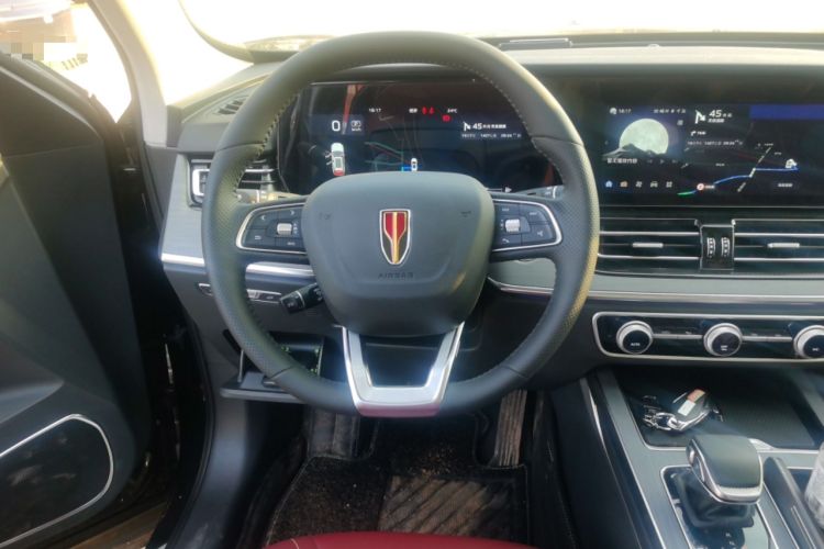 Used Hongqi HS5 2026 Model 2.0T Two-Wheel Drive Qi Xiang Pro Edition Steering Wheel