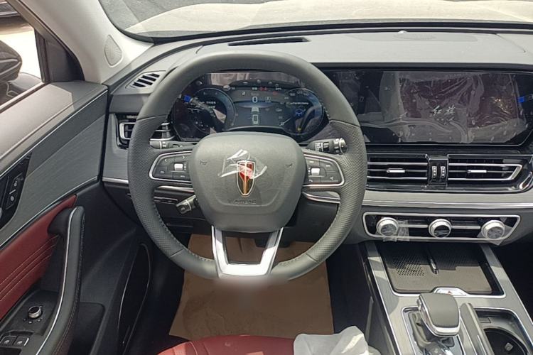 Used Hongqi HS5 2026 Model 2.0T Two-Wheel Drive Qi Xiang Pro Edition Steering Wheel