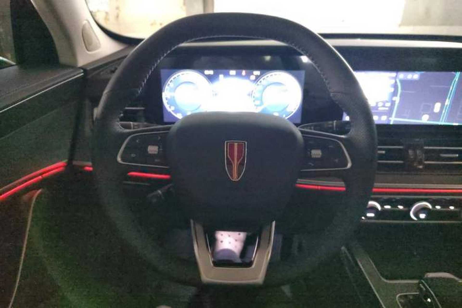 Used Hongqi HS5 2026 Model 2.0T Four-Wheel Drive Qi Xiang Pro Edition Steering Wheel