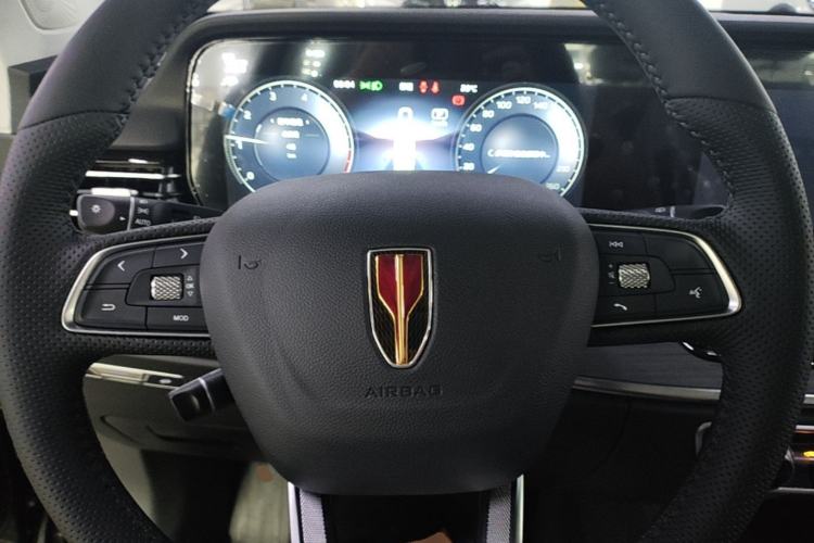 Used Hongqi HS5 2026 Model 2.0T Two-Wheel Drive Qi Yun Pro Edition Steering Wheel