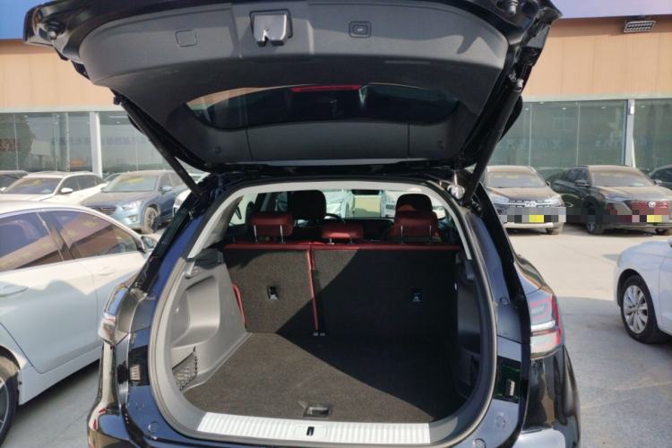 Used Hongqi HS5 2026 Model 2.0T Two-Wheel Drive Qi Xiang Pro Edition Trunk