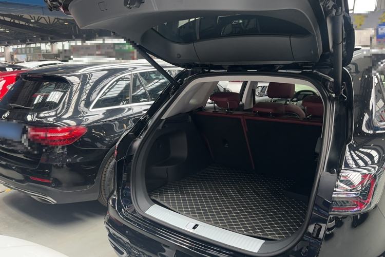 Used Hongqi HS5 2026 Model 2.0T Two-Wheel Drive Qi Xiang Pro Edition Trunk