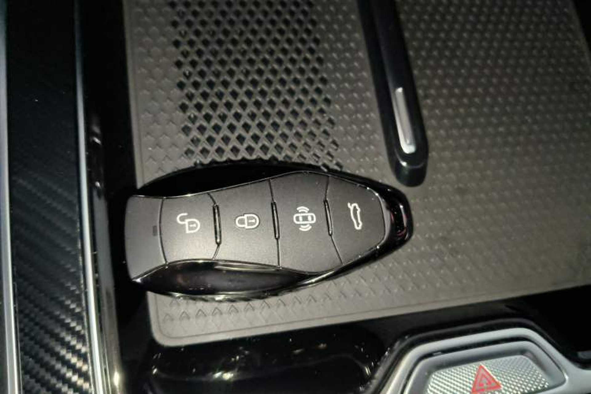 Used Hongqi HS5 2026 Model 2.0T Two-Wheel Drive Xuan Ying Edition Vehicle Key