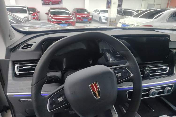 Used Hongqi HS5 2026 Model 2.0T Two-Wheel Drive Qi Xiang Pro Edition Instrument Cluster
